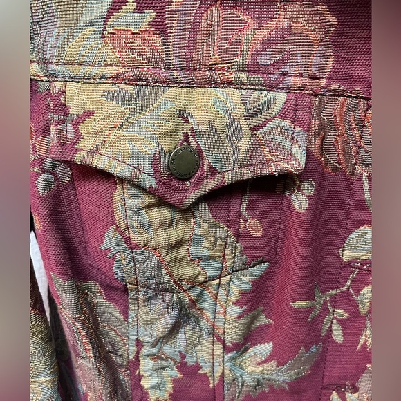 Caribbean Joe Floral Patterned Jacket - Picture 3 of 4